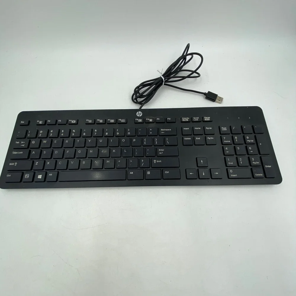 HP Wired USB Keyboard Black 803181-001 Full Size with Keypad Tested Missing Foot